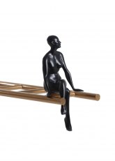 Escultura Escalera en Equilibrio Dorado y Negro