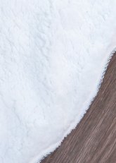 Pie de árbol de peluche blanco